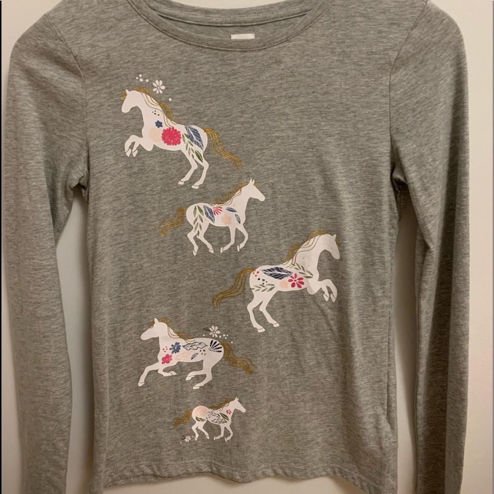 Tee for girl. Size XL.